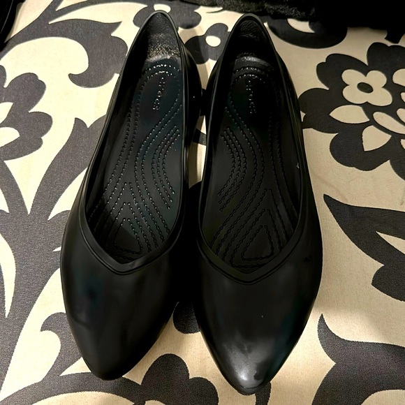 Crocs flats - Picture 1 of 3